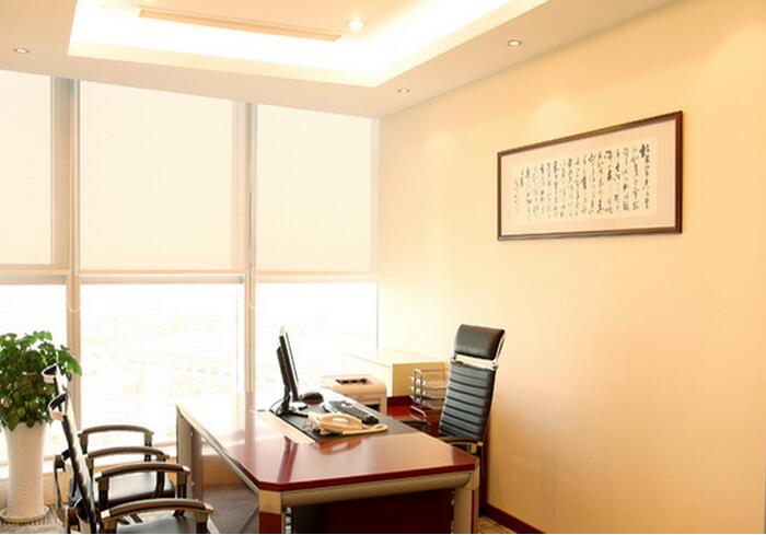 如何打造溫馨的現(xiàn)代化辦公室裝修風(fēng)格