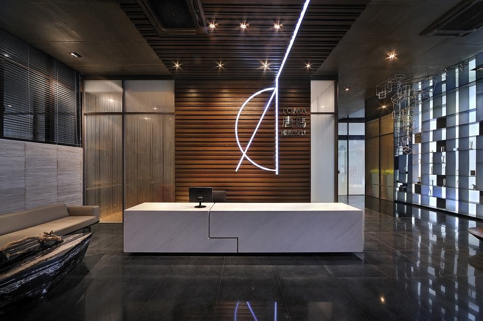 北京辦公室裝修吊頂?shù)牟牧?  title=